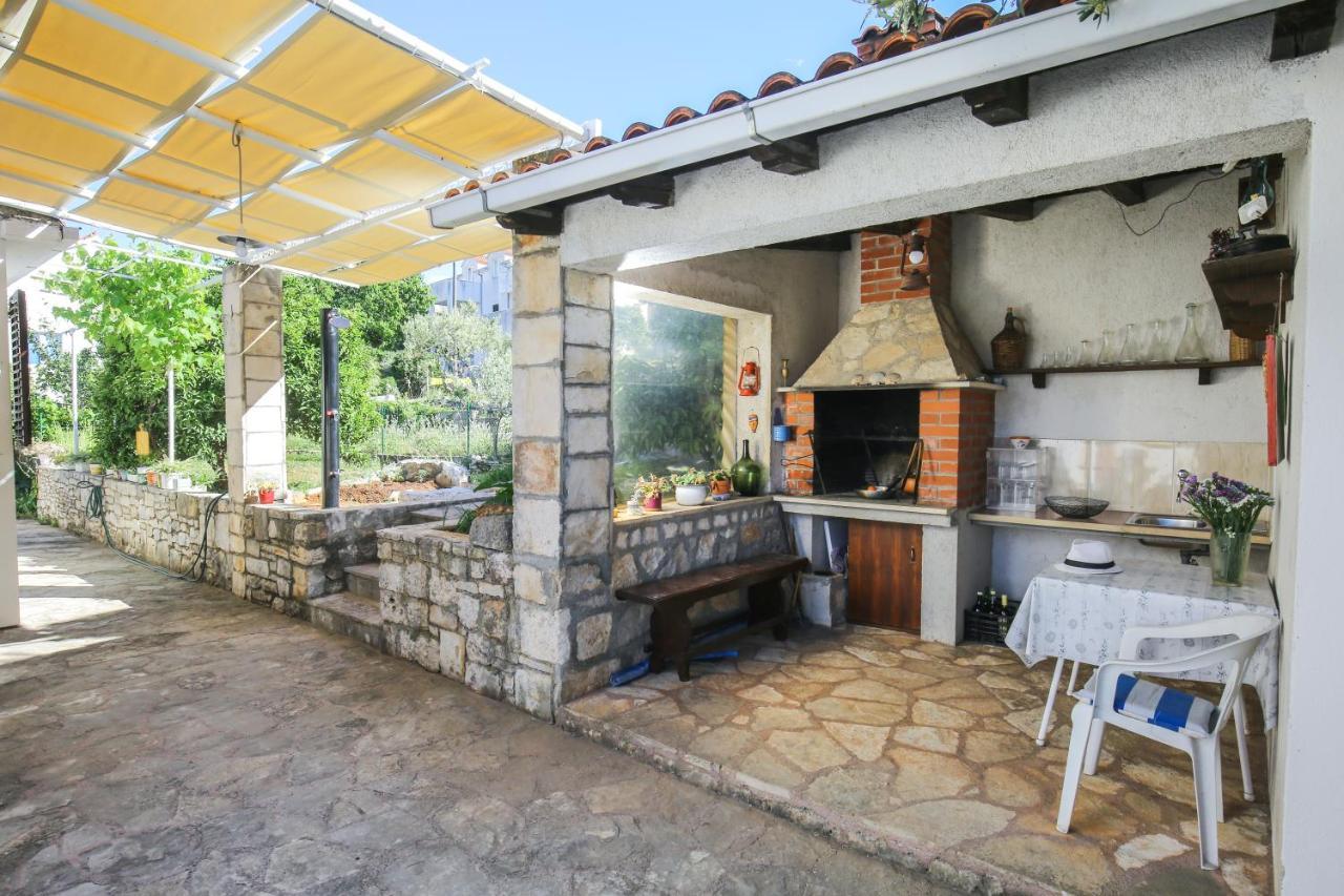 Artistic Summer House Marinovic With Garden&Bbq Supetar Exterior foto